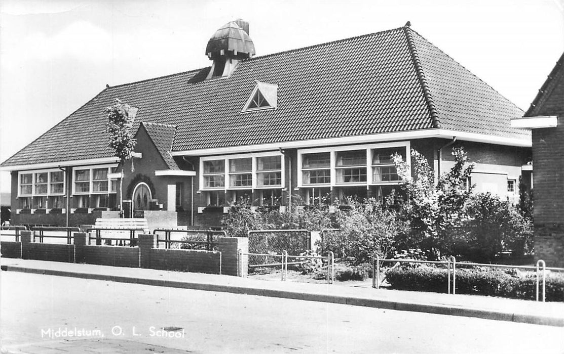 Middelstum OL School