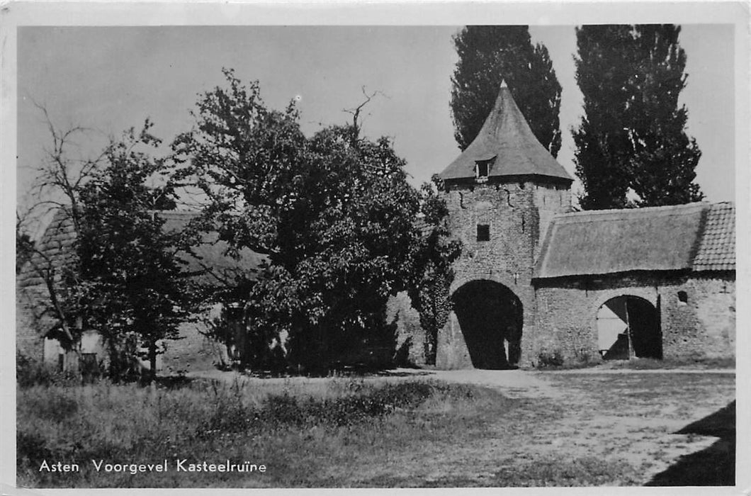Asten Kasteelruine
