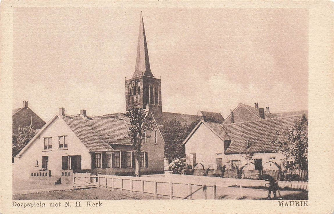 Dorpsplein Met N H Kerk Maurik