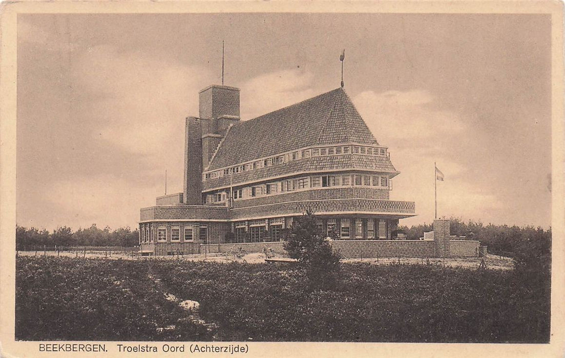 Beekbergen Troelstra Oord (Achterzijde)