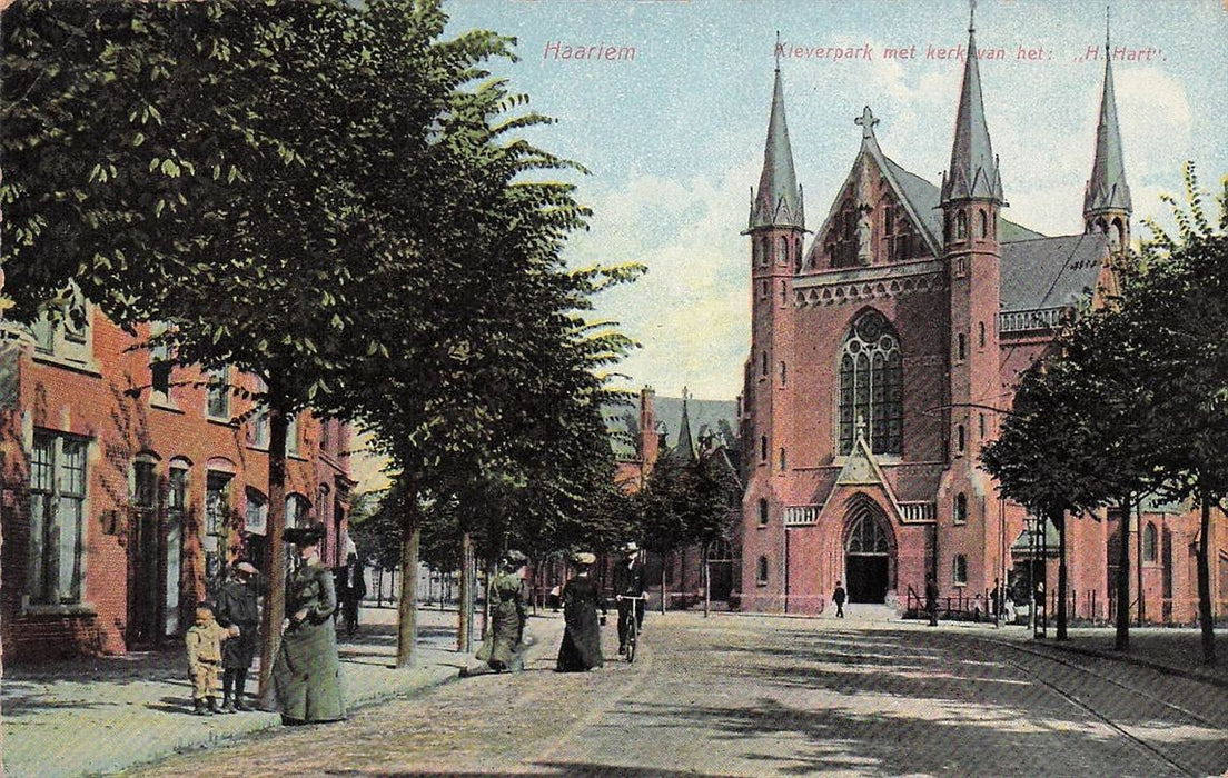 Haarlem Kreverpark Met Kerk Van Het H Hart
