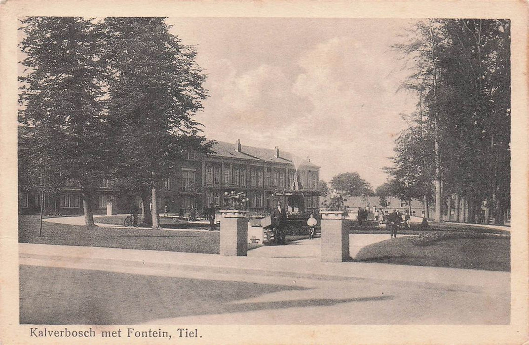 Kalverbosch Met Fontein Tiel