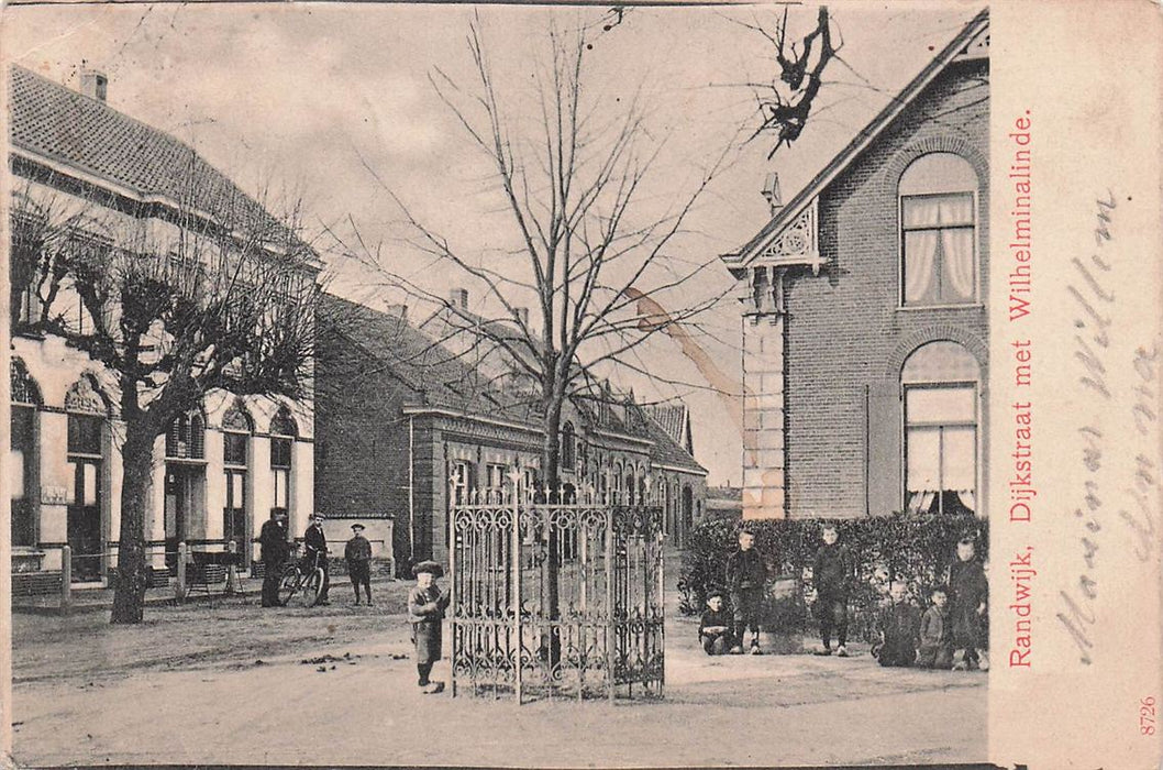 Randwijk Dijkstraat Met Wilhelminalinde