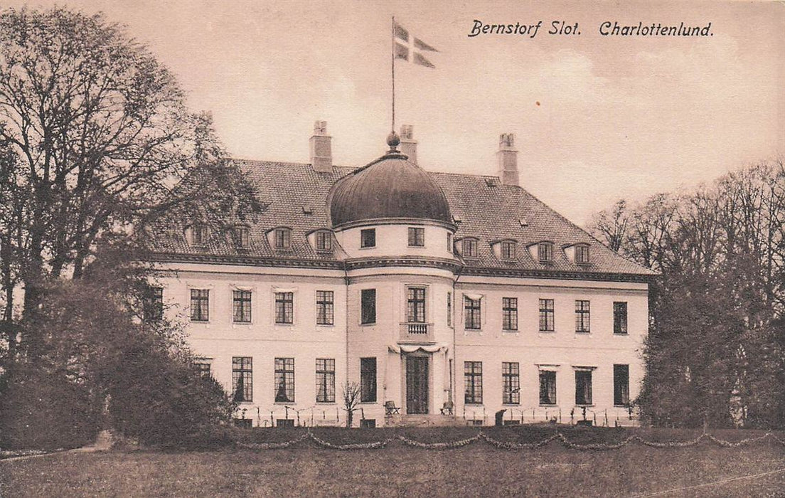 Bernstorf Slot Charlottenlund