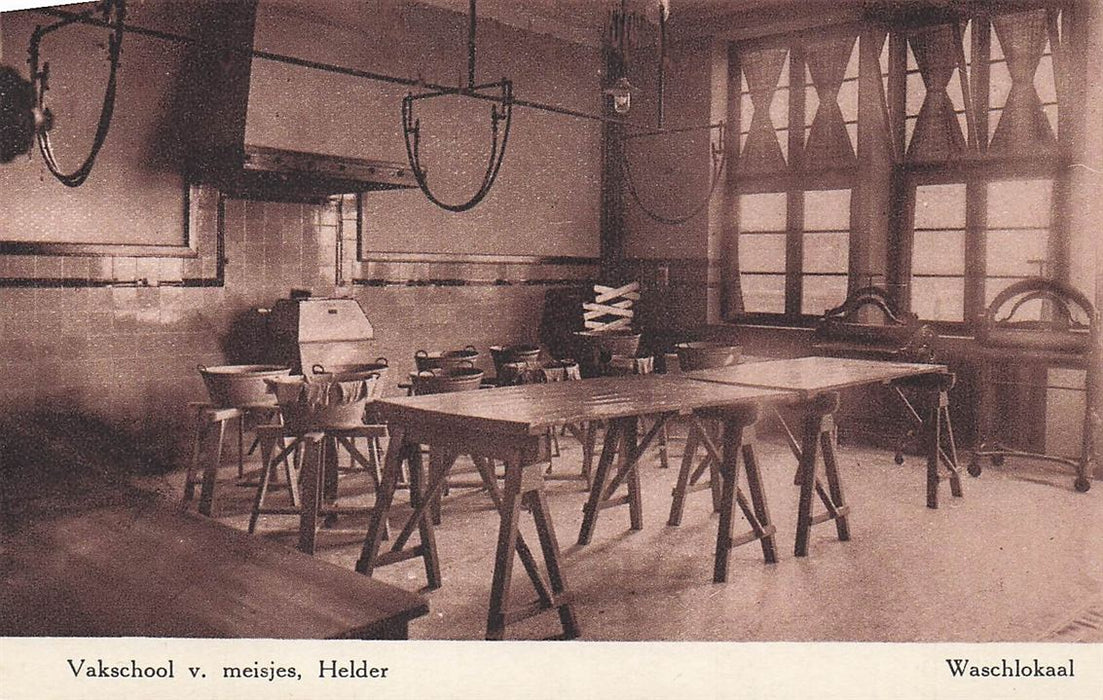 Vakschool V Meisjes Den Helder Waschlokaal