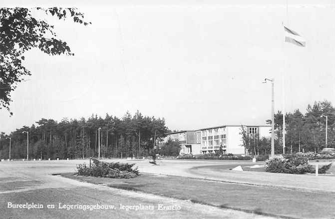 Ermelo Bureelplein en Legeringsgebouw