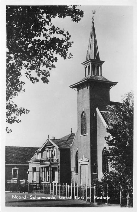 Noord-Scharwoude Geref. Kerk en Pastorie