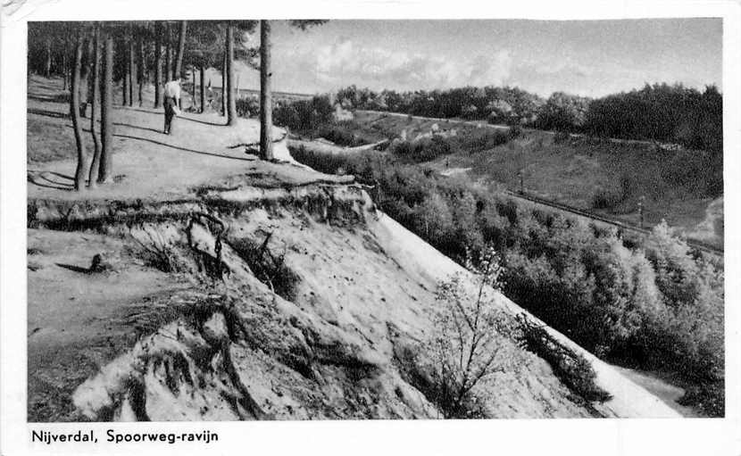 Nijverdal Spoorweg ravijn