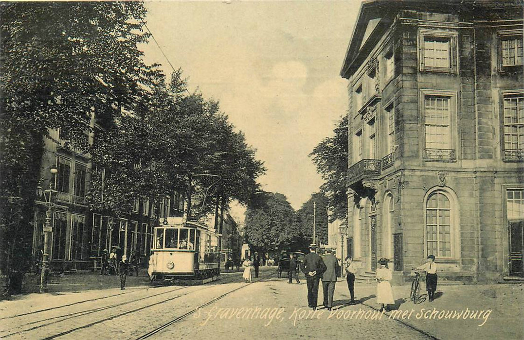 Den Haag Korte Voorhout met Schouwburg