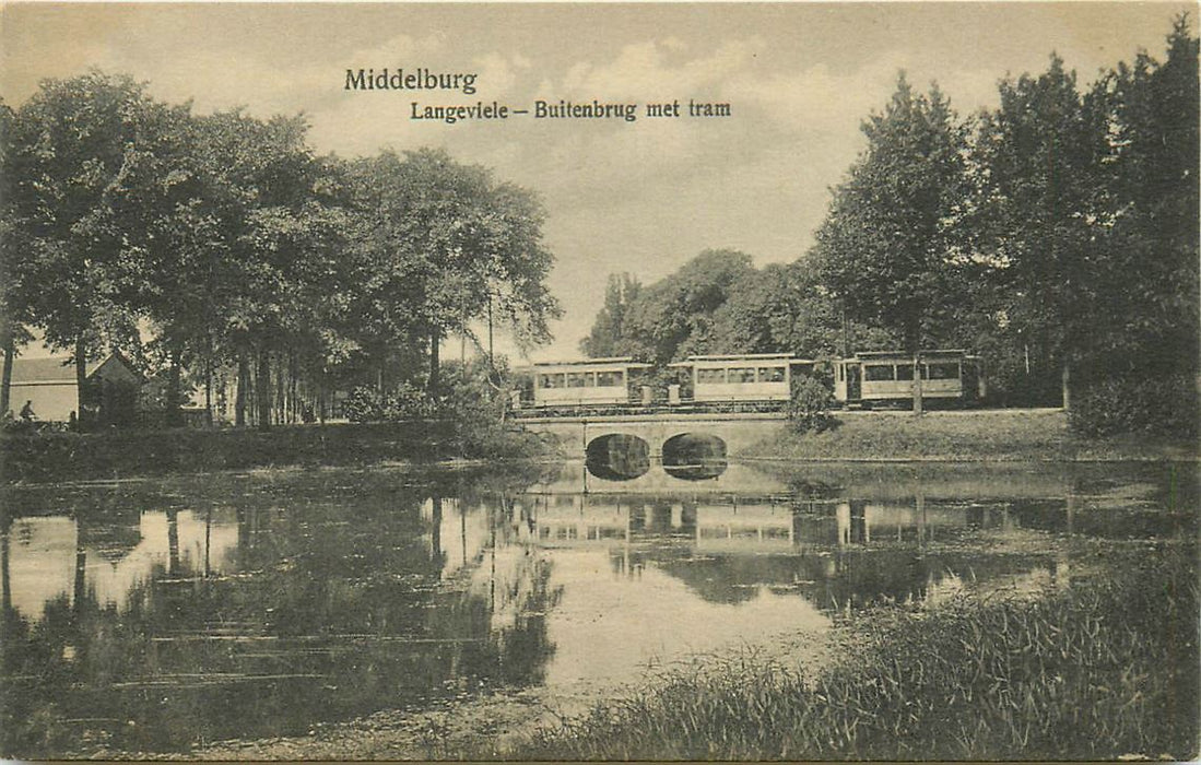 Middelburg Langeviele Buitenbrug met Tram