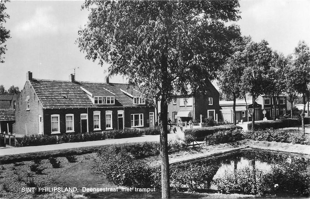 St Philipsland Deensestraat met Tramput