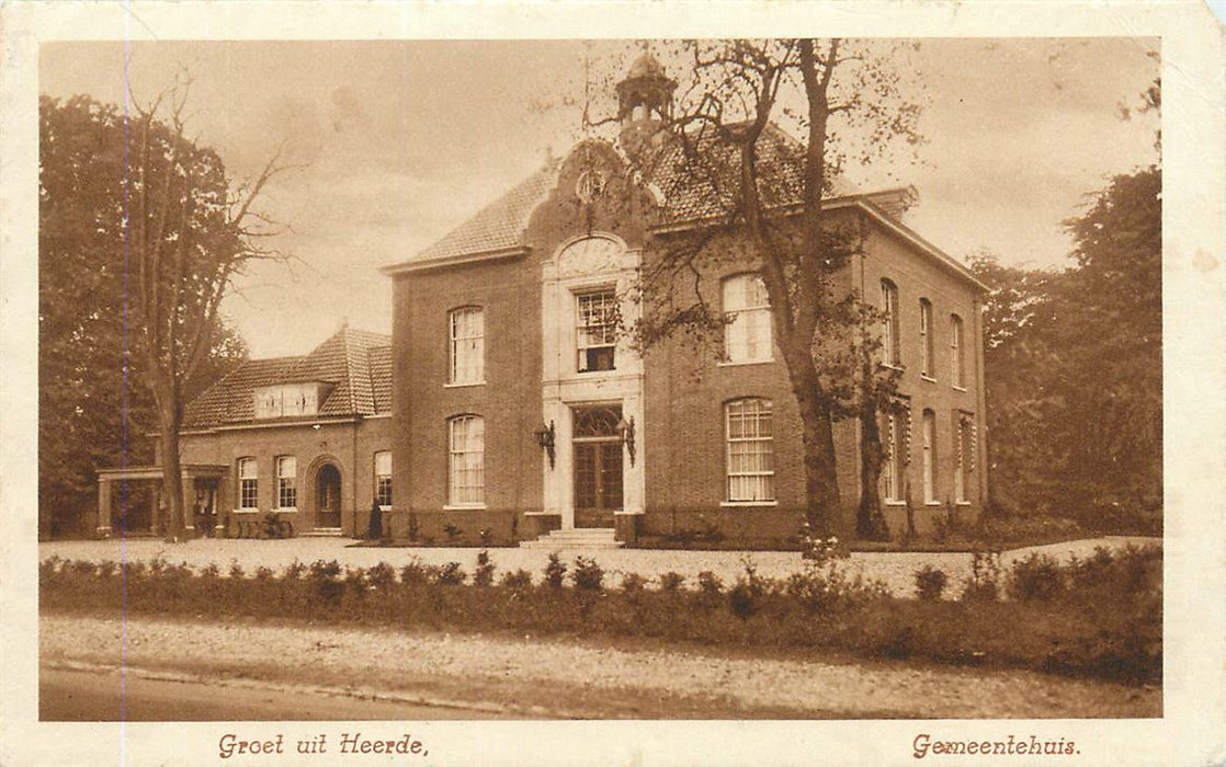 Heerde  Gemeentehuis