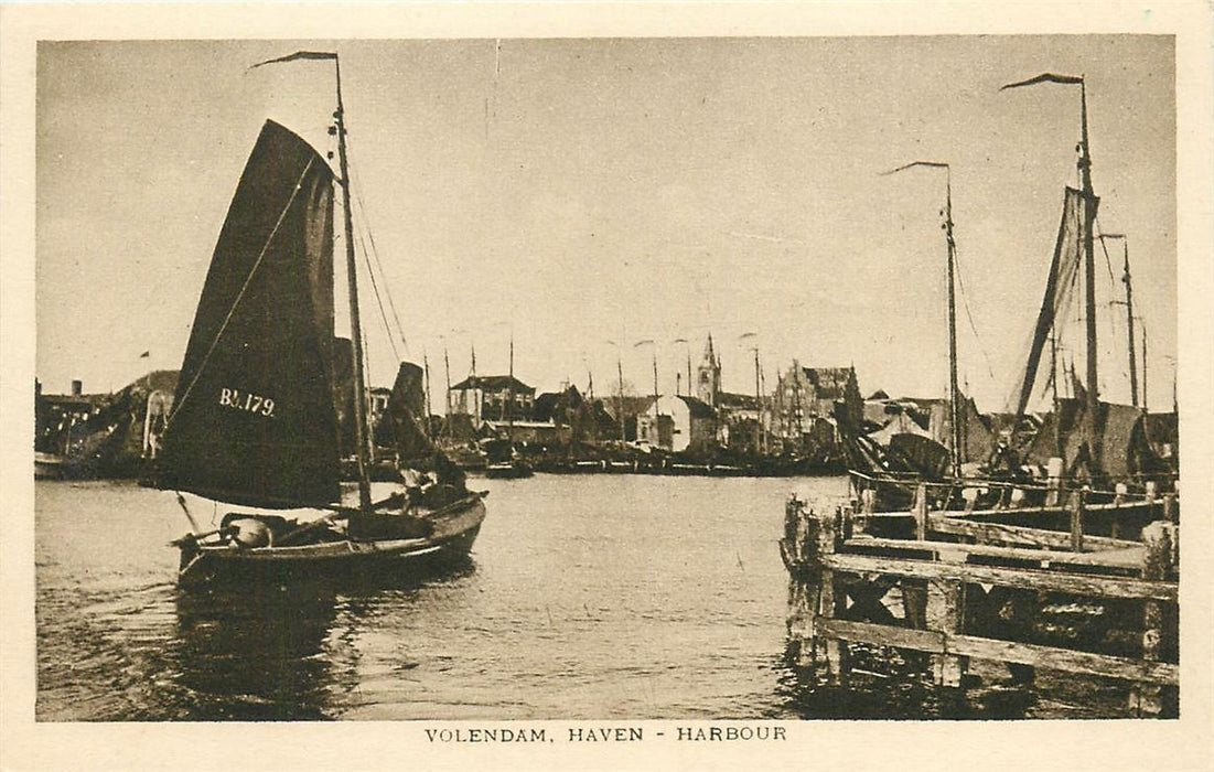 Volendam Haven