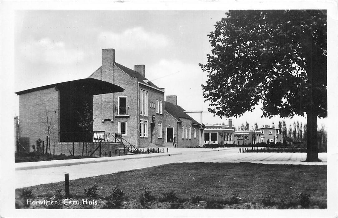 Herwijnen Gemeentehuis