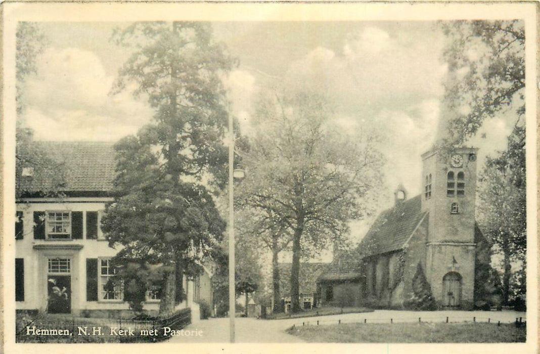 Hemmen NH Kerk en Pastorie