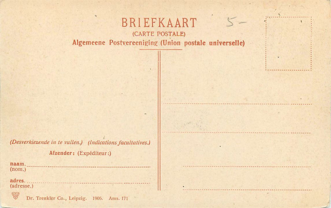 Amsterdam Kloveniersburgwal met Nieuwmarkt en Waag