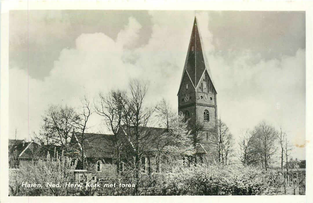 Haren Ned. Herv. Kerk met toren