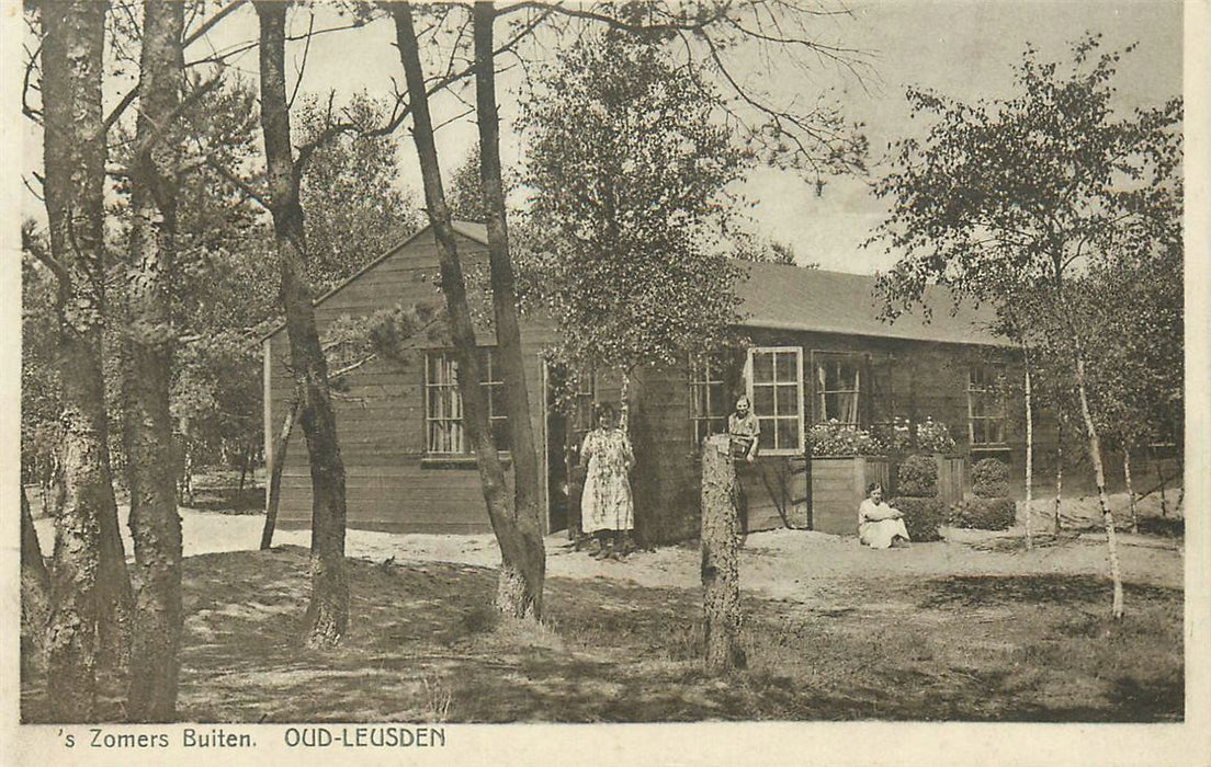 Oud-Leusden s Zomers Buiten