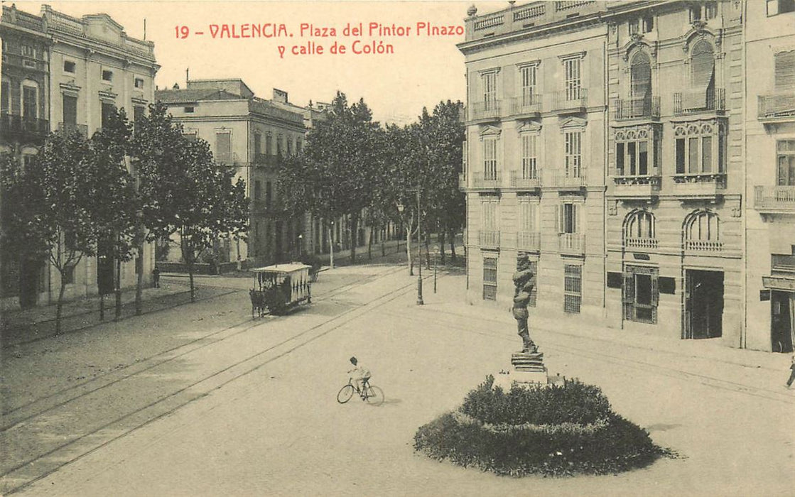 Valencia Plaza del Pintor Pinazo