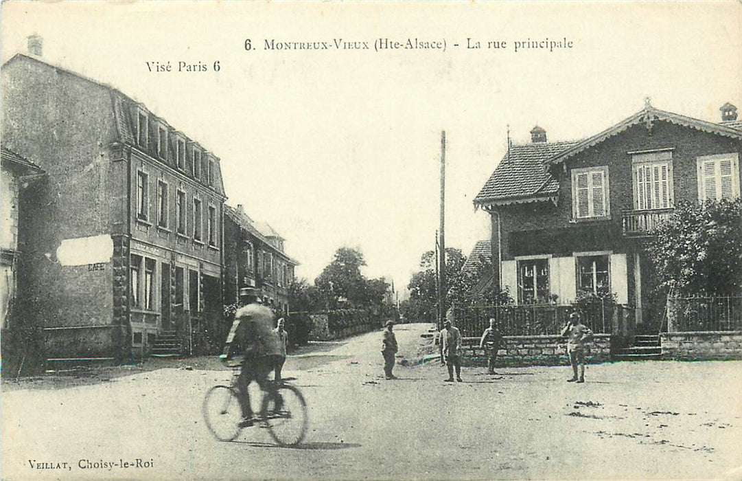 Montreux Vieux (Hte Alsace) La Rue Principale