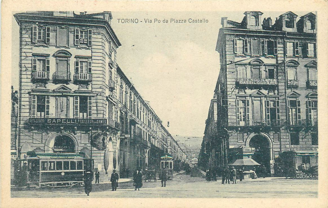 Torino Via Po de Piazza Castello