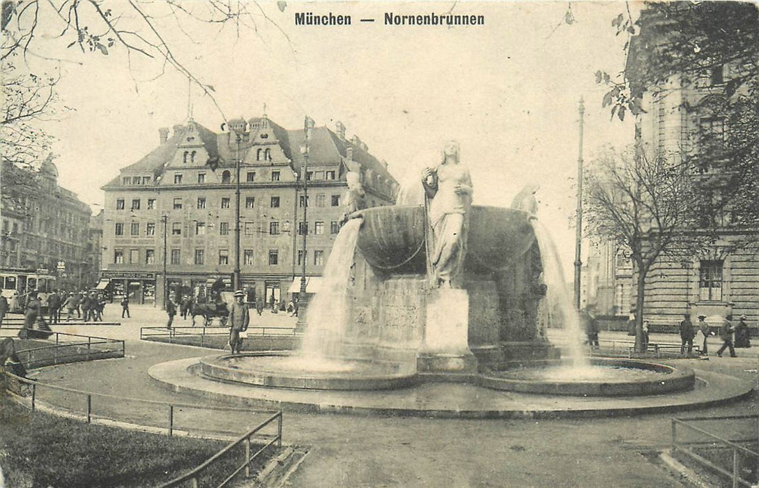 München Nornenbrunnen