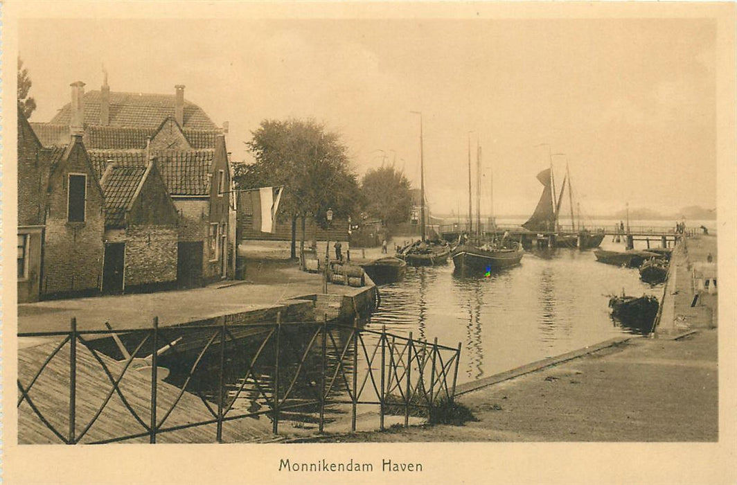 Monnikendam Haven