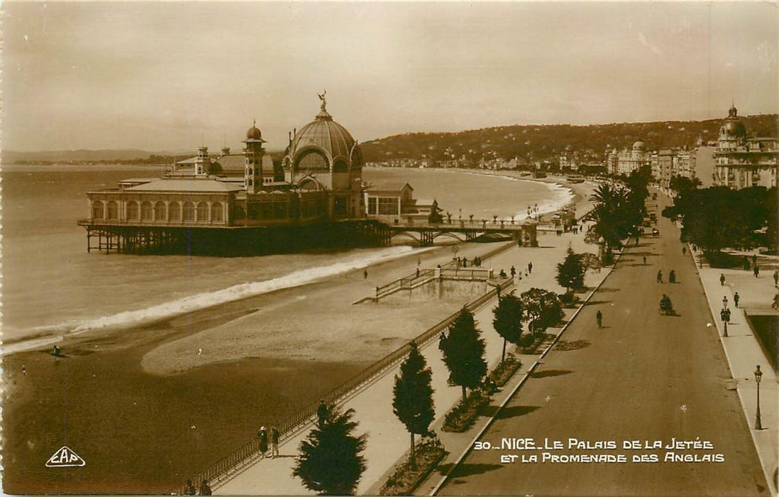 Nice Le Palais de la Jetee