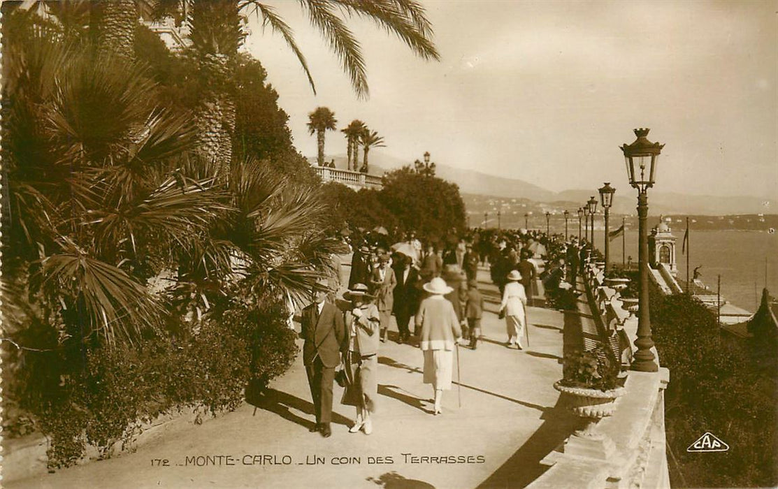 Monte-Carlo