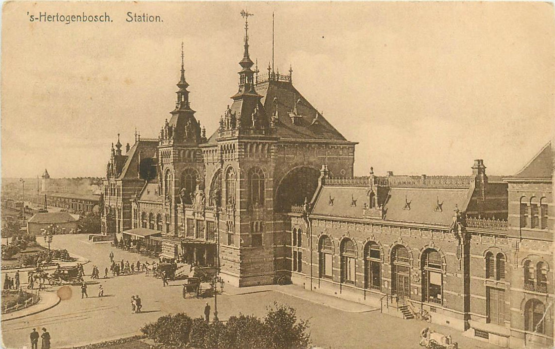 Den Bosch Station