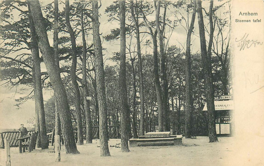 Arnhem Steenen Tafel