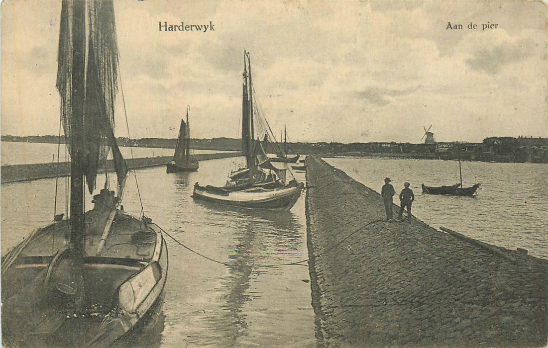 Harderwijk Aan de pier