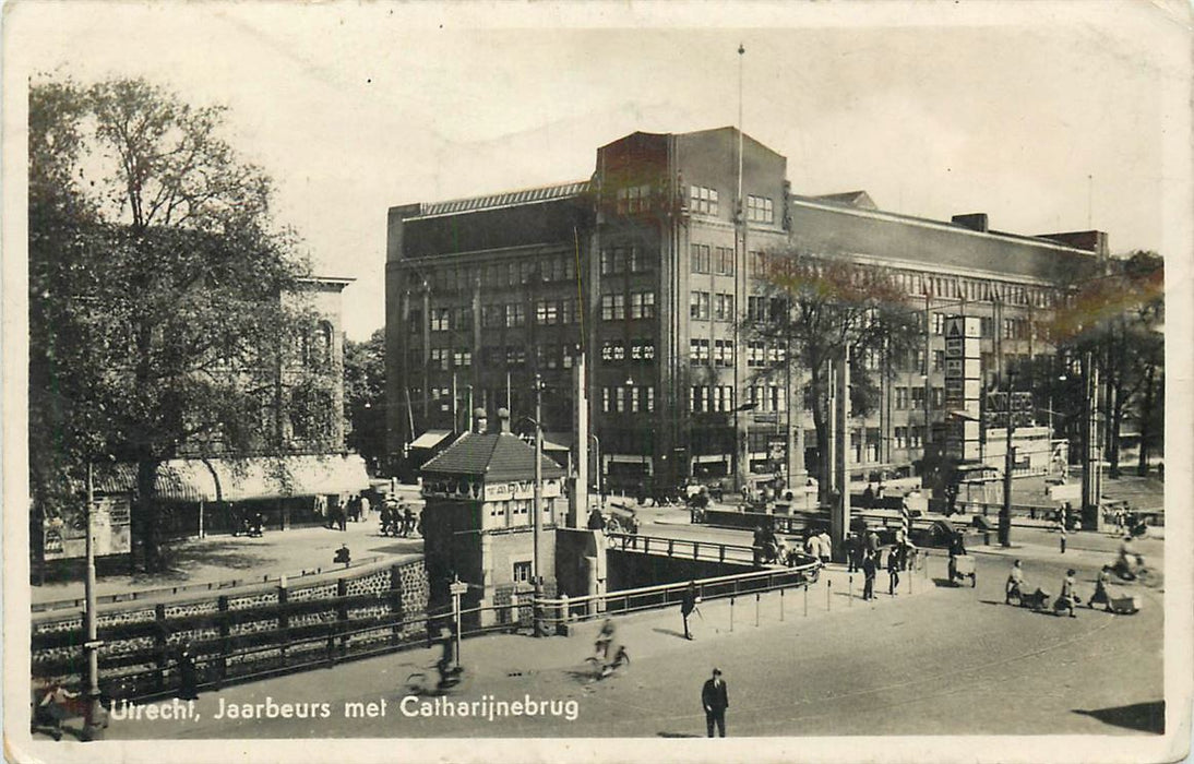 Utrecht Jaarbeurs met Catharijnebrug