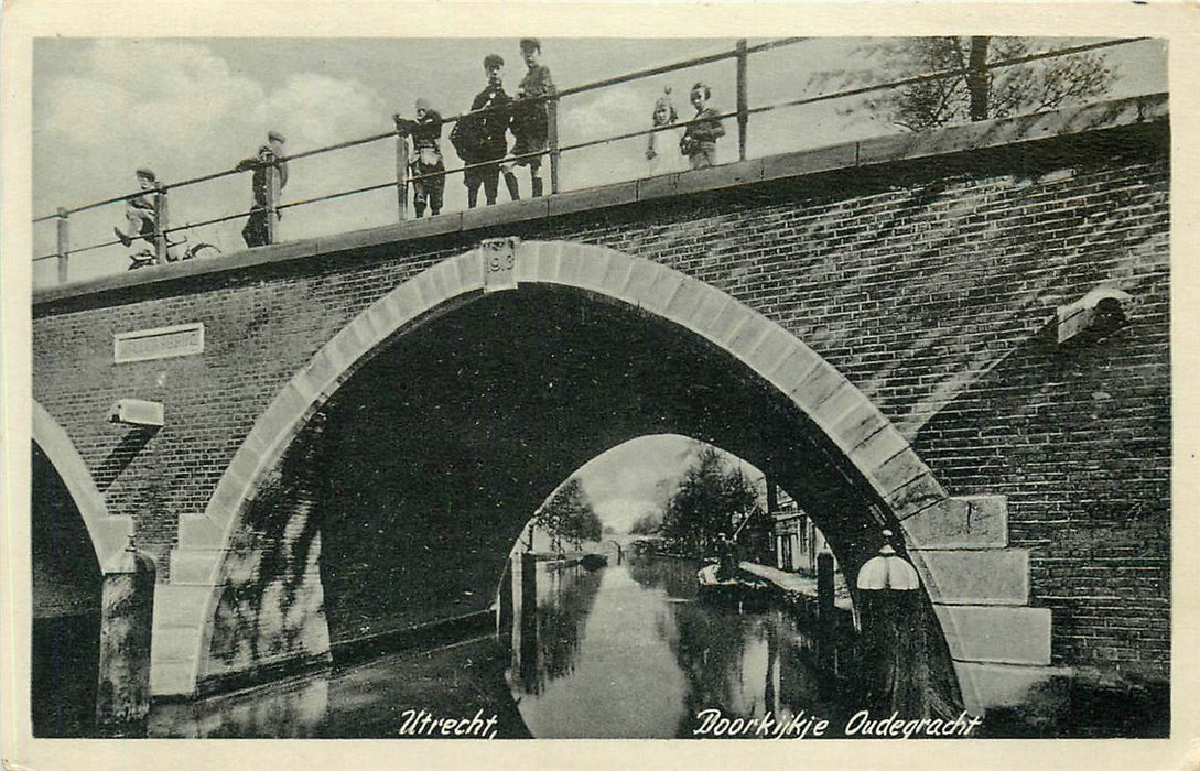 Utrecht Doorkijkje Oudegracht