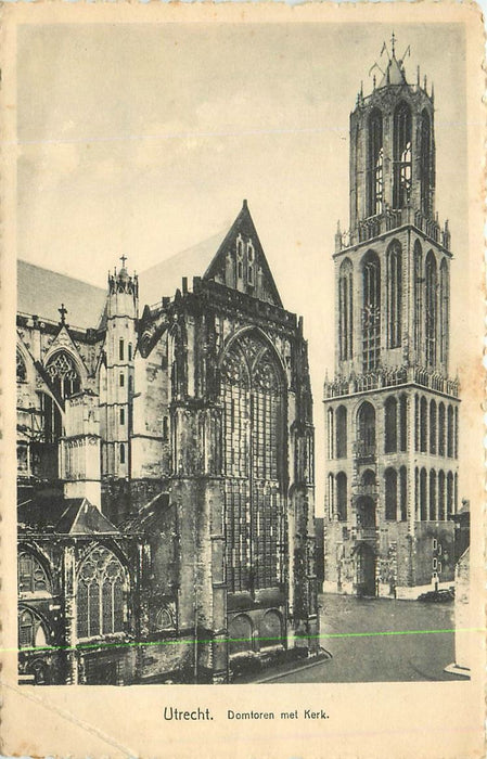 Utrecht Domtoren met Kerk