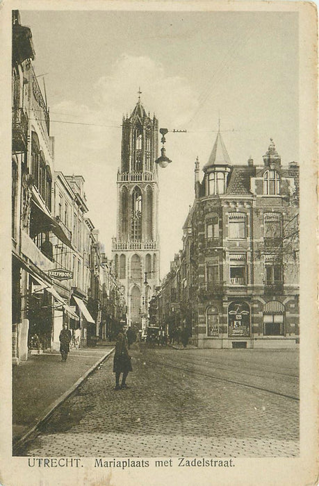 Utrecht Mariaplaats met Zadelstraat