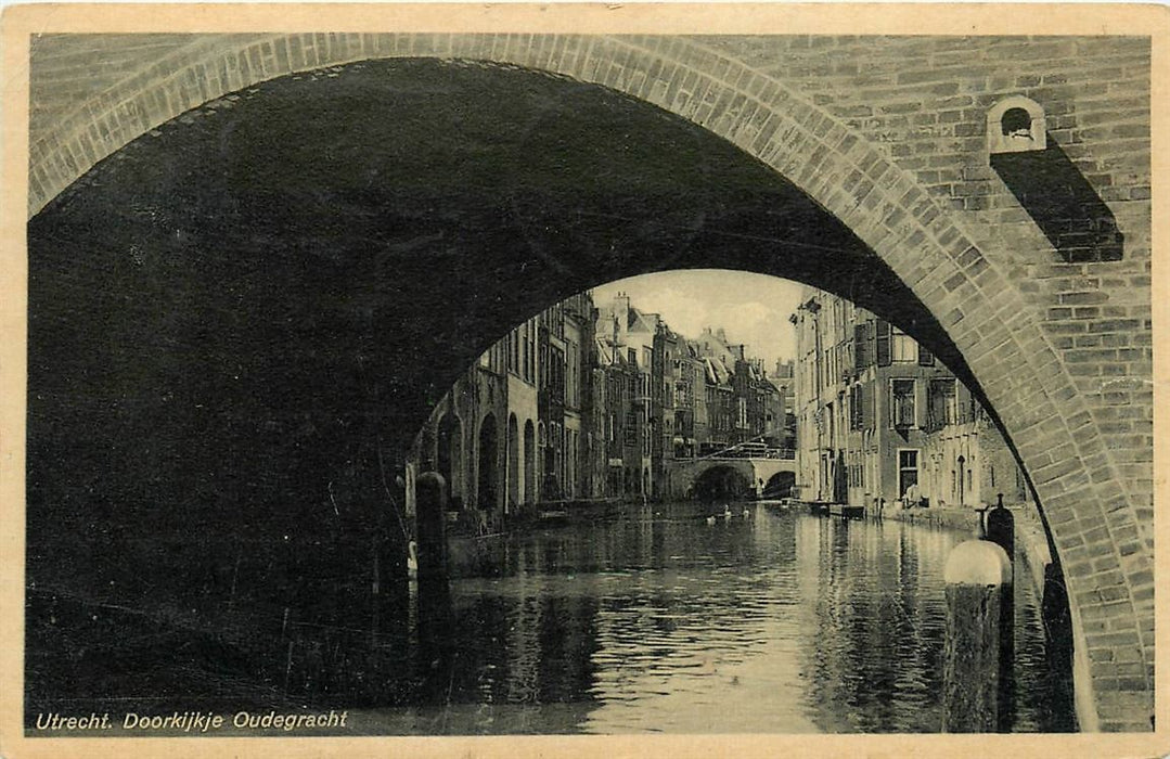 Utrecht Doorkijkje Oudegracht