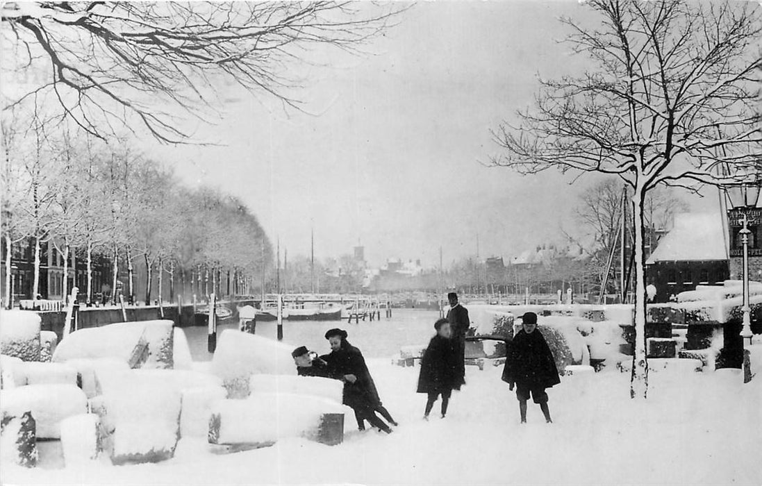 Dordrecht Houttuinen 1900