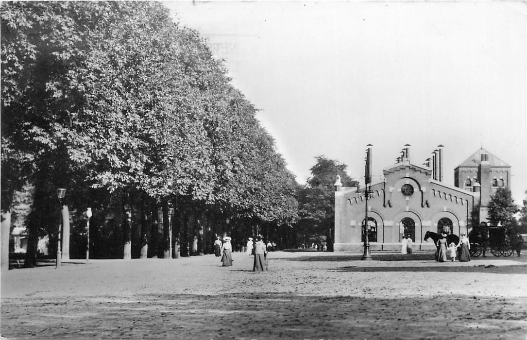 Dordrecht Burg de Raedtsingel