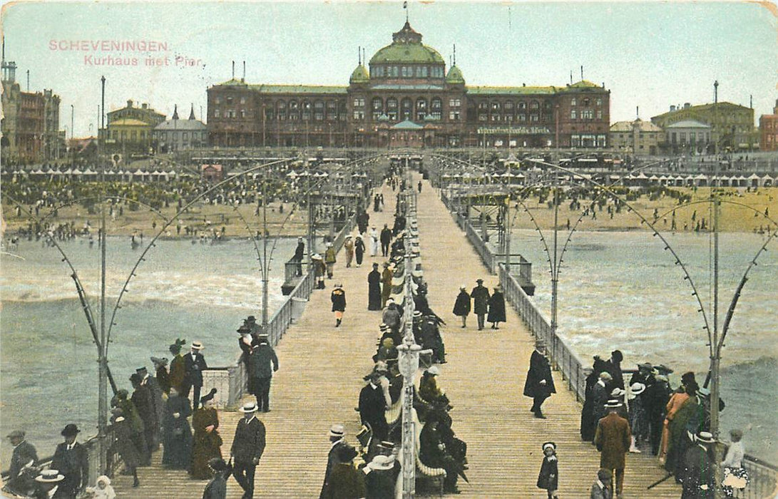 Den Haag Kurhaus met Pier