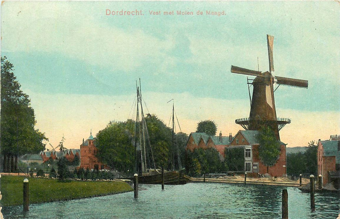 Dordrecht Vest met Molen de Maagd