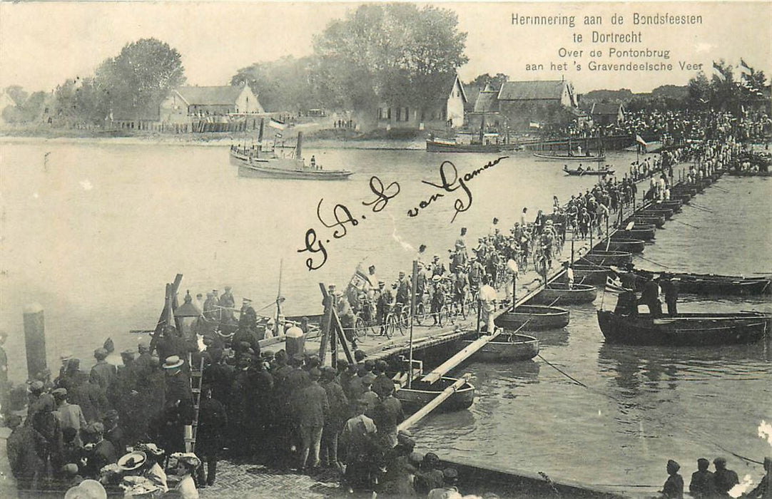 Dordrecht Bondsfeesten Pontonbrug