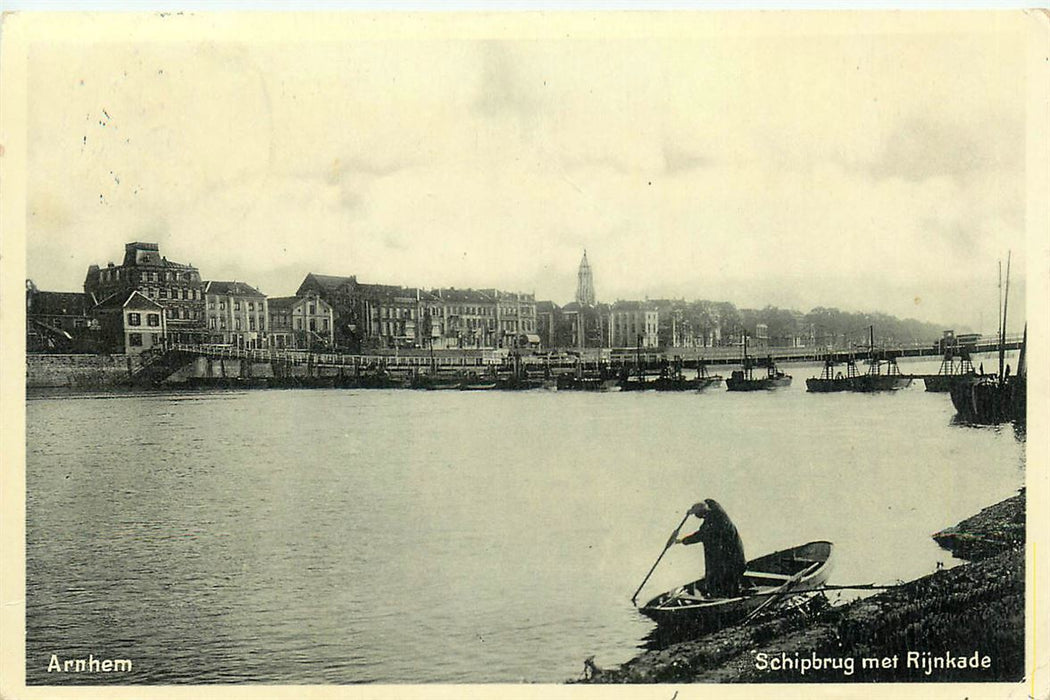 Arnhem Schipbrug met Rijnkade