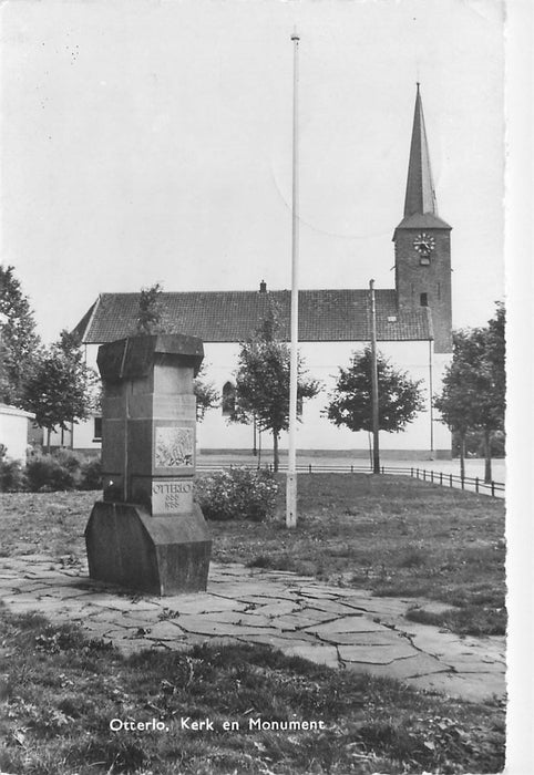 Otterlo Kerk en Monument