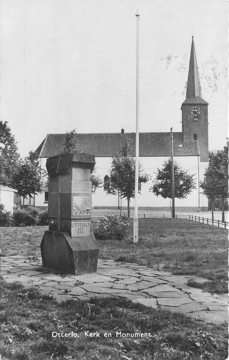 Otterlo Kerk en Monument