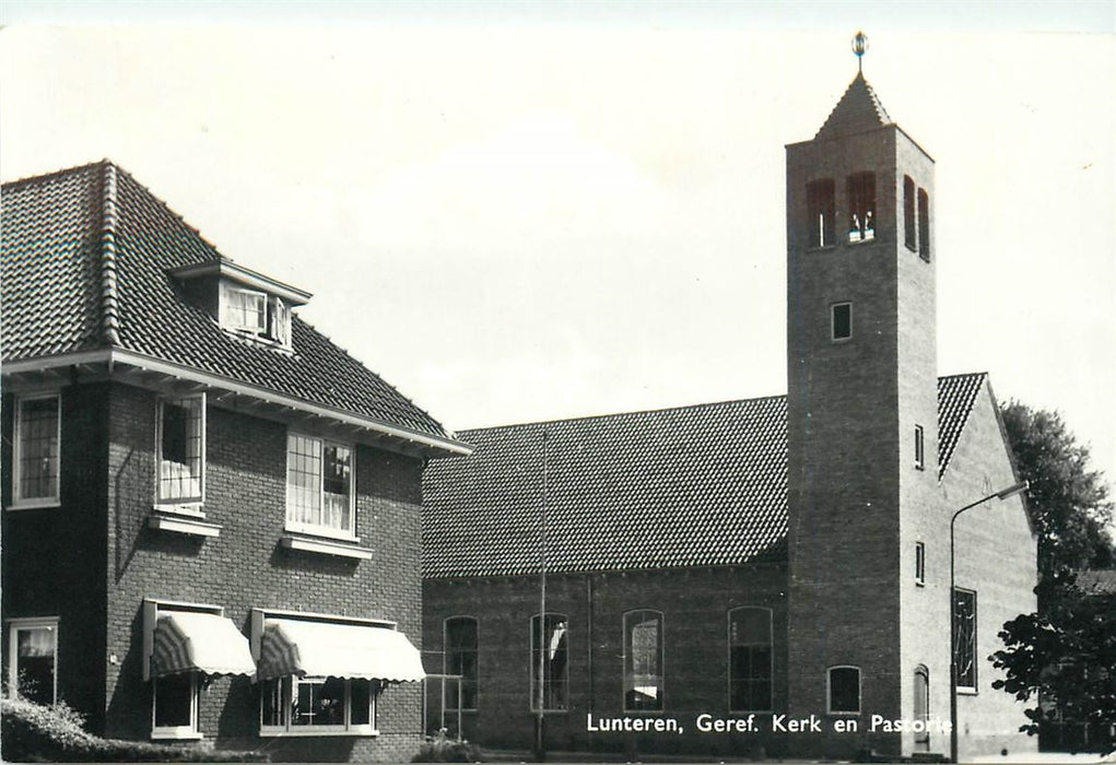 Lunteren Kerk en Pastorie