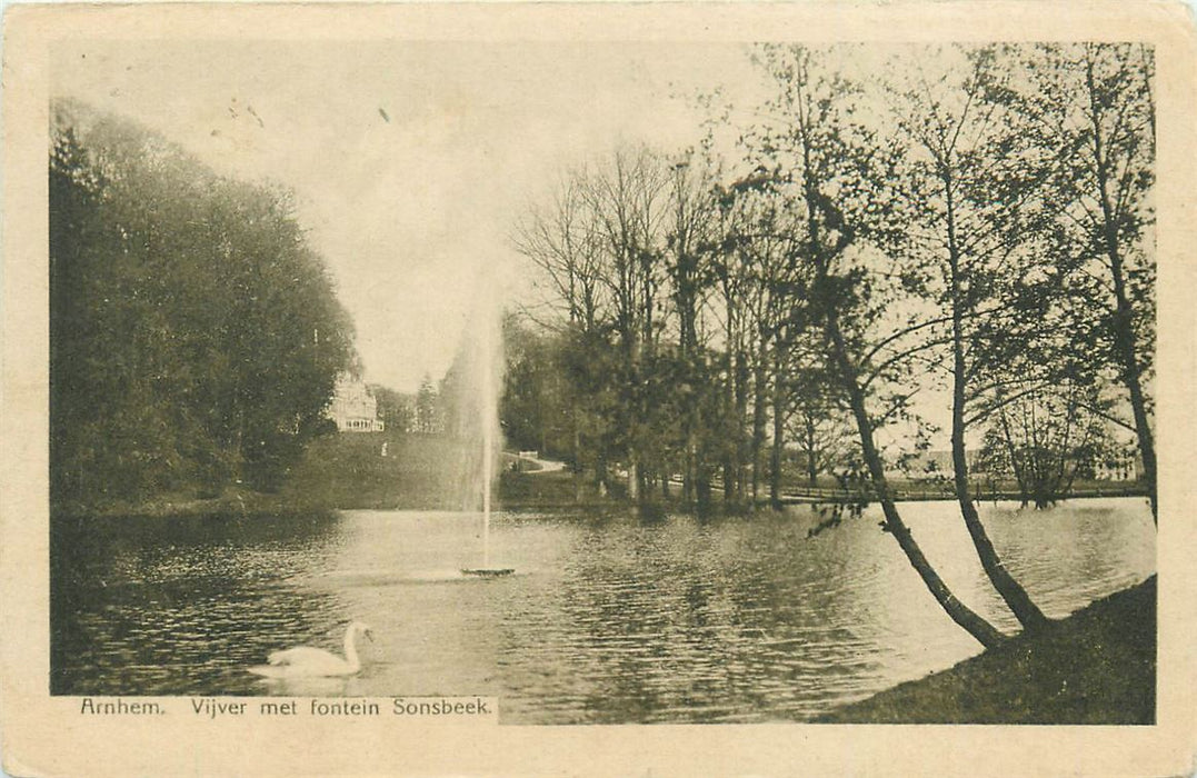 Arnhem Vijver met fontein Sonsbeek