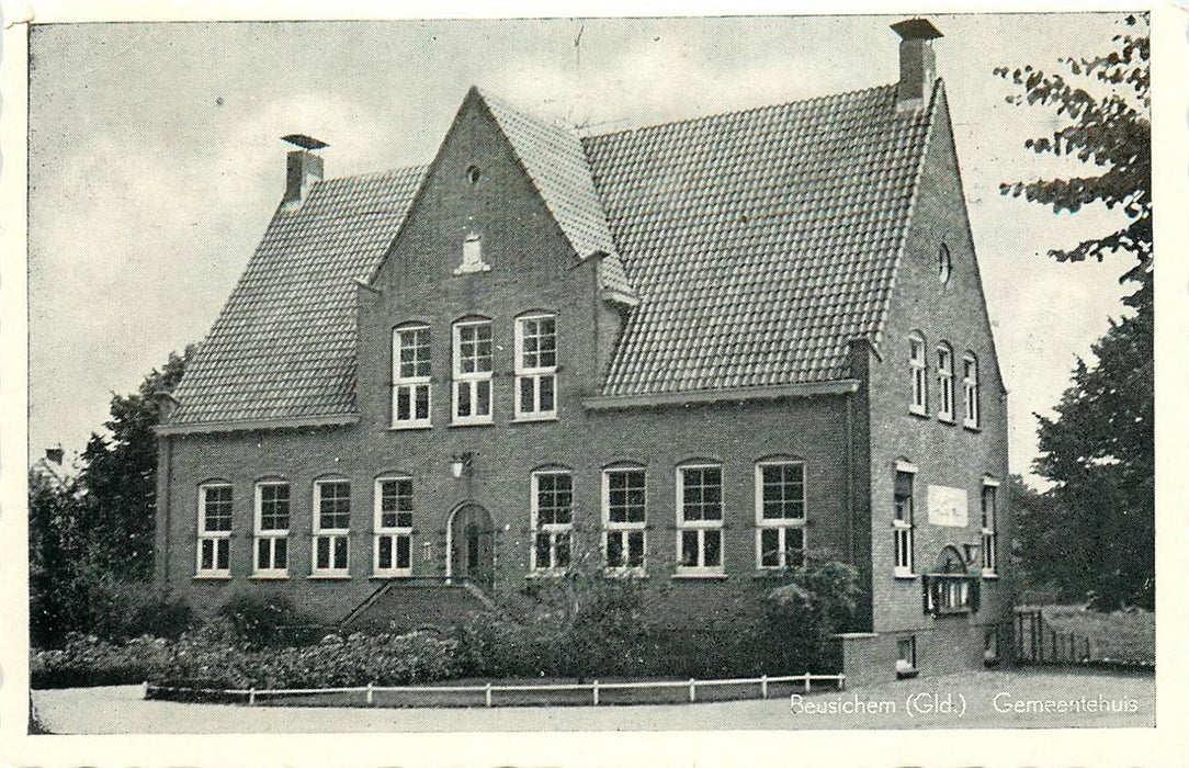 Beusichem Gemeentehuis