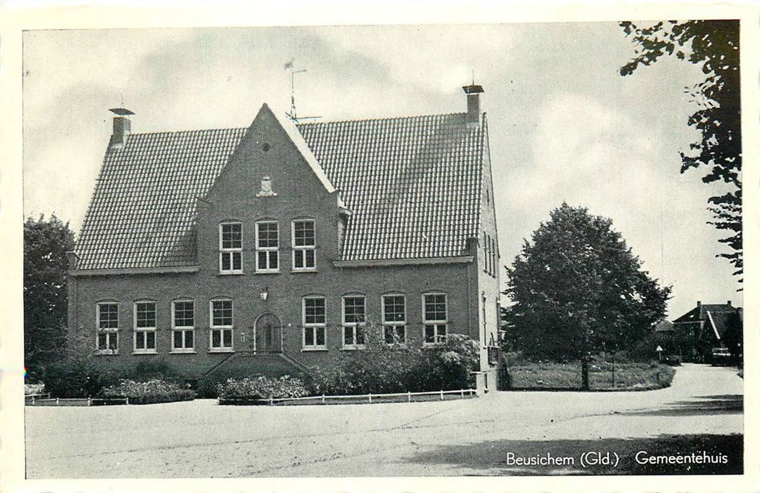 Beusichem Gemeentehuis