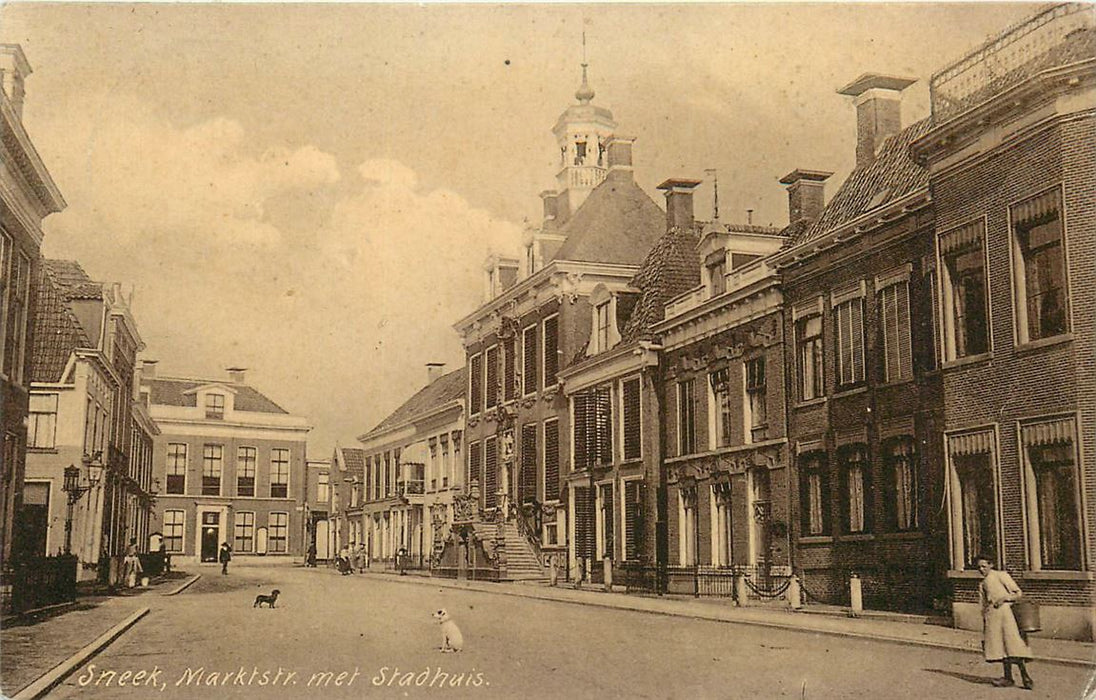 Sneek Marktstraat met Stadhuis